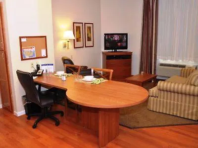 Hotel Candlewood Springfield