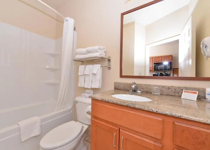 Hotel Candlewood 2*